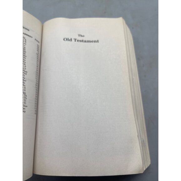 holy bible nkjv new king james version paperback book READ - Picture 5 of 6